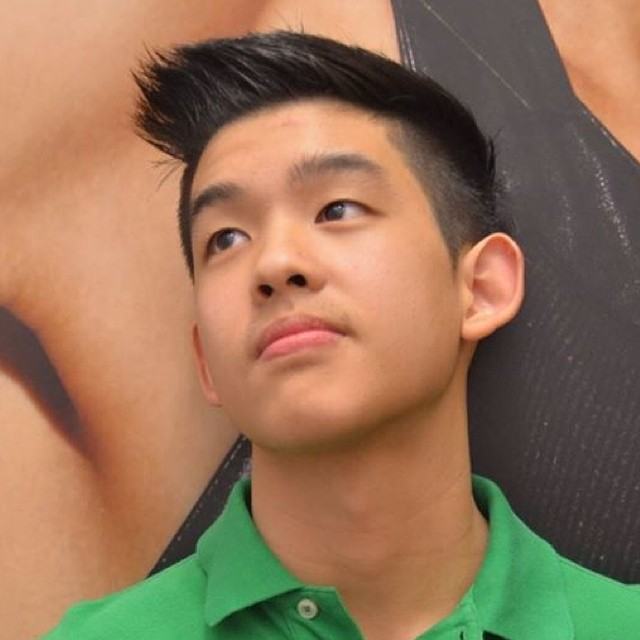 อยู่เฝ้าหอ มันน่าเบื่อ