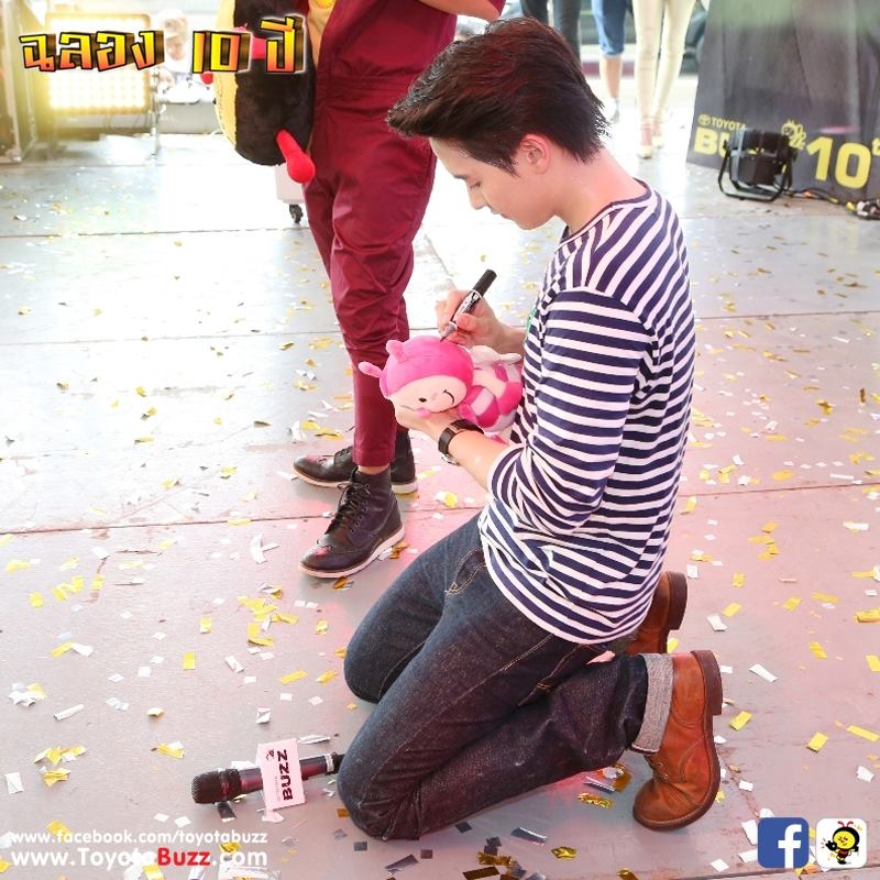 เจมส์จิที่โตโยต้าบัสส์