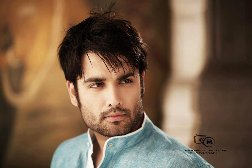 vivian dsena หนุ่มแขกในตา เศร้า