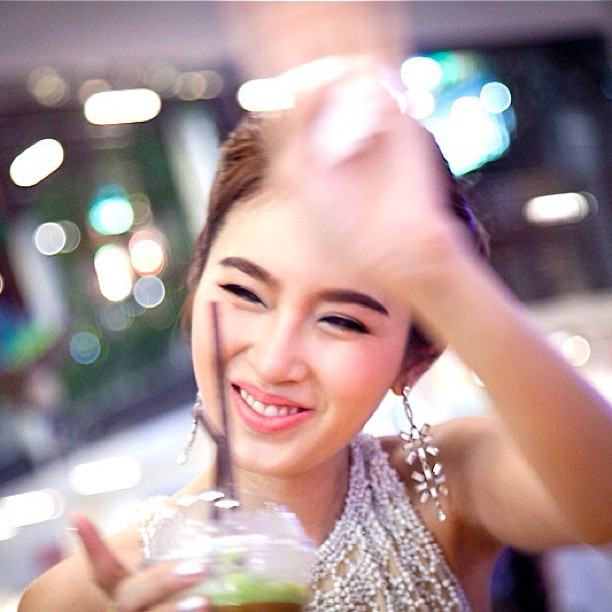 ปอย (POY) งามระดับเอเชีย
