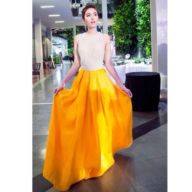 ปอย (POY) งามระดับเอเชีย