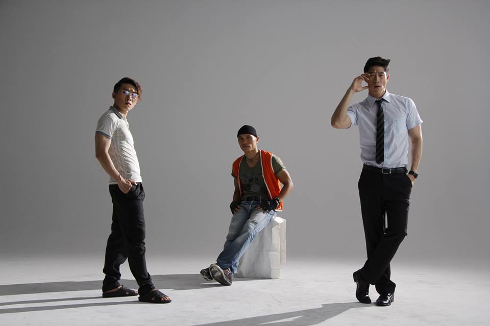 เบื้องหลัง mv เลียข้อศอก หล่อ ล่ำ ทั้ง 3 คนเลย