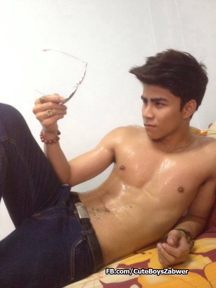 ใครมีเฟส มีไอจี 2คนนี้บ้างขอหน่อยค่ะชอบมากๆ