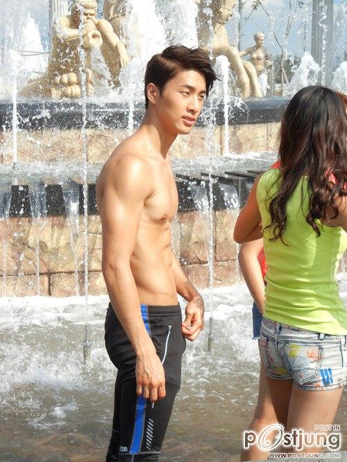ถอดโชว์เรือนร่าง 473