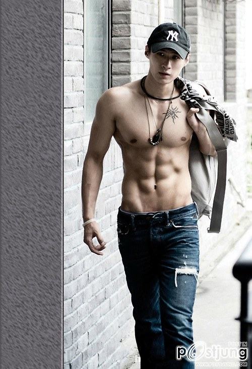ถอดโชว์เรือนร่าง 476