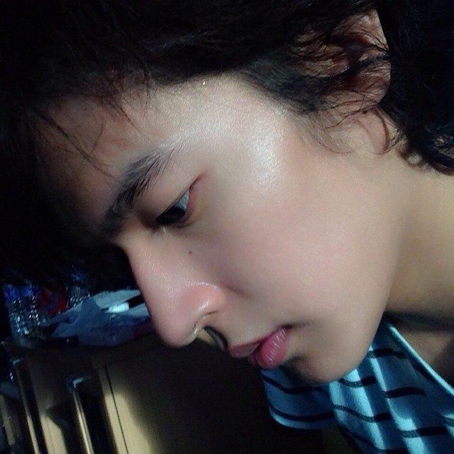 เพื่อน คณิน โชว์หุ่น..ขนาดกำลังกิน
