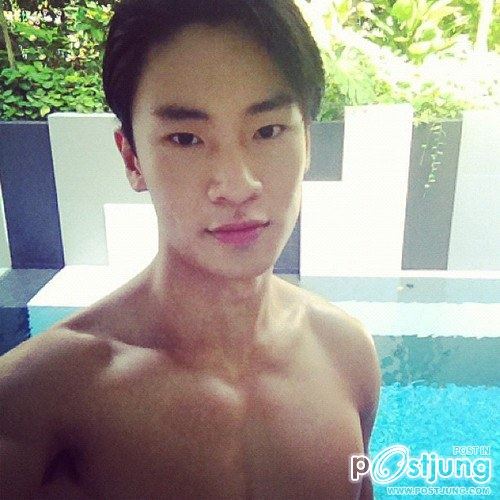 ถอดโชว์เรือนร่าง 484