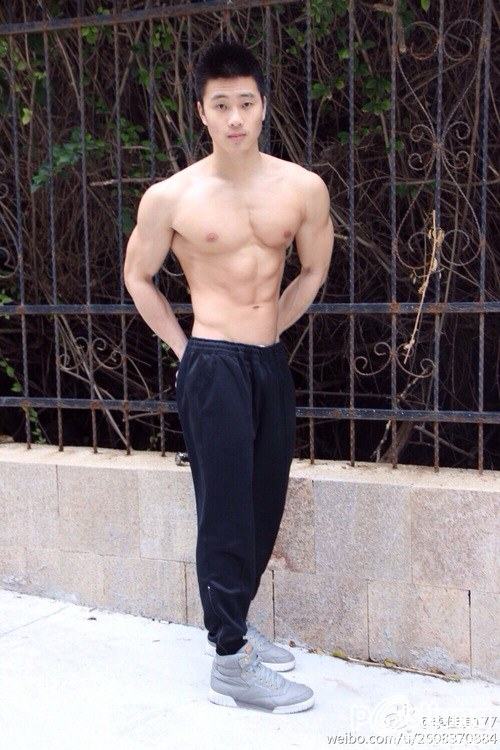 ถอดโชว์เรือนร่าง 484