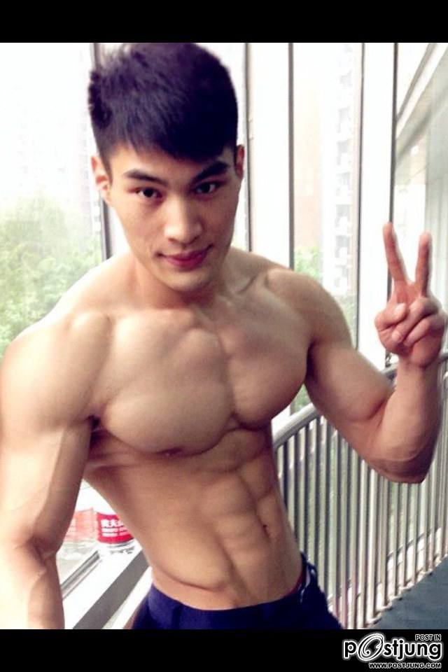 ถอดโชว์เรือนร่าง 497