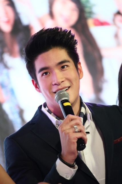 มิน-อาเล็ก น่ารักฟรุ้งฟริ้ง มุ้งมิ้งงง ในงานแถลงข่าวหนังเรื่อใหม่