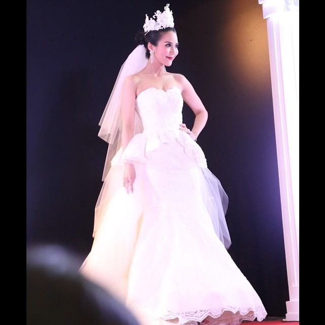 จั๊กจั่น นางมาเต็มทุกงาน สวยเริสอลังการสุดๆ .