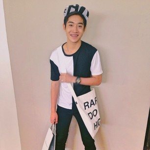 หนุ่มน้อยน่ารัก พร้อม IG 1