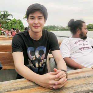 หนุ่มน้อยน่ารัก พร้อม IG 1