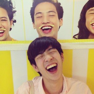 หนุ่มน้อยน่ารัก พร้อม IG 1