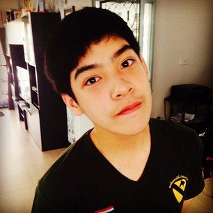 หนุ่มน้อยน่ารัก พร้อม IG 1