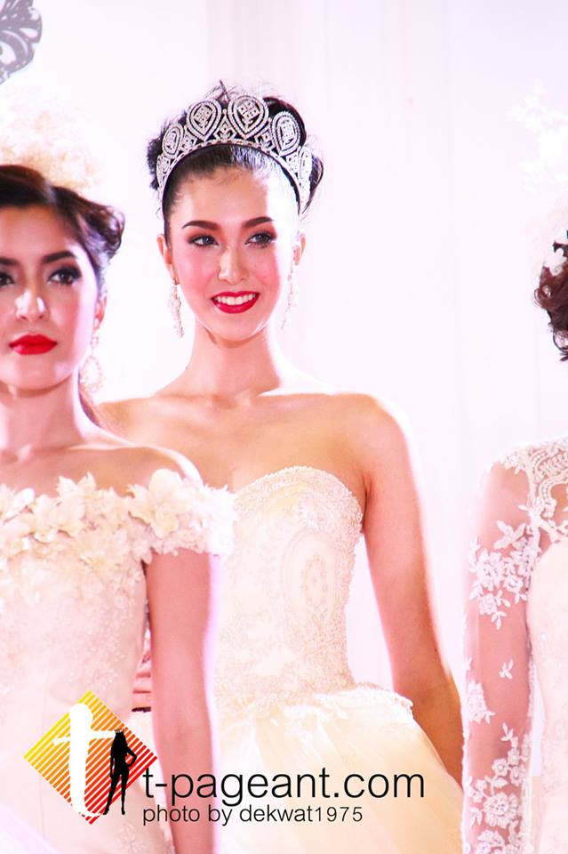 แอลลี่-พิมพ์บงกช Miss Universe Thailand 2014
