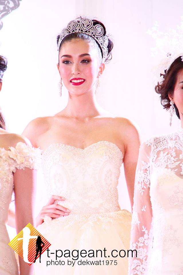 แอลลี่-พิมพ์บงกช Miss Universe Thailand 2014