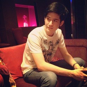 หนุ่มน้อยน่ารัก พร้อม IG 2