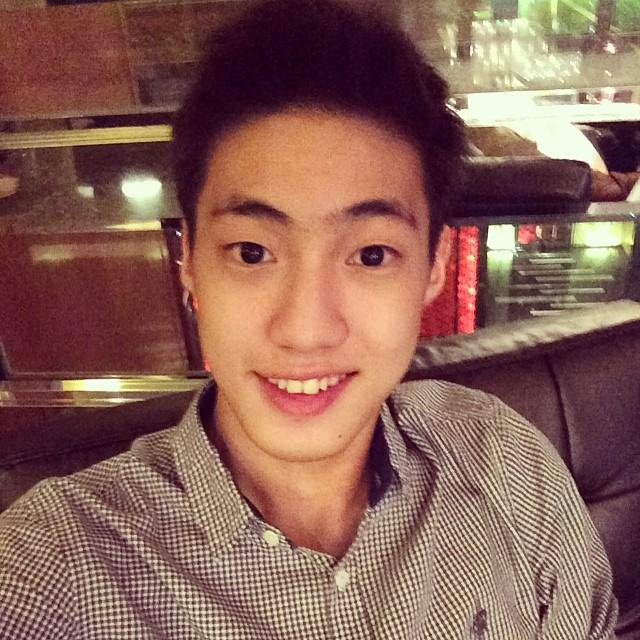 หนุ่มน้อยน่ารัก พร้อม IG 2