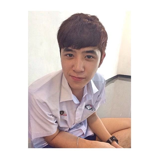 หนุ่มน้อยน่ารัก พร้อม IG 2