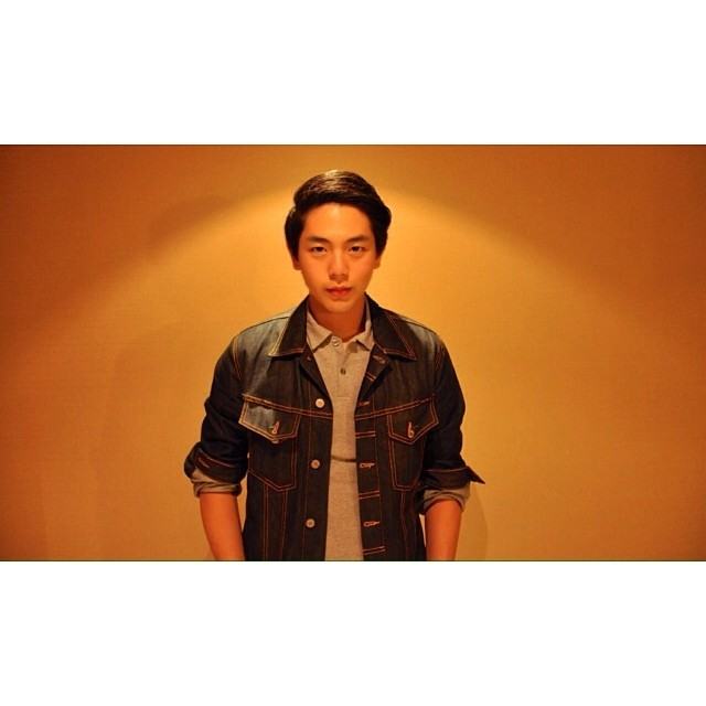 หนุ่มน้อยน่ารัก พร้อม IG 2