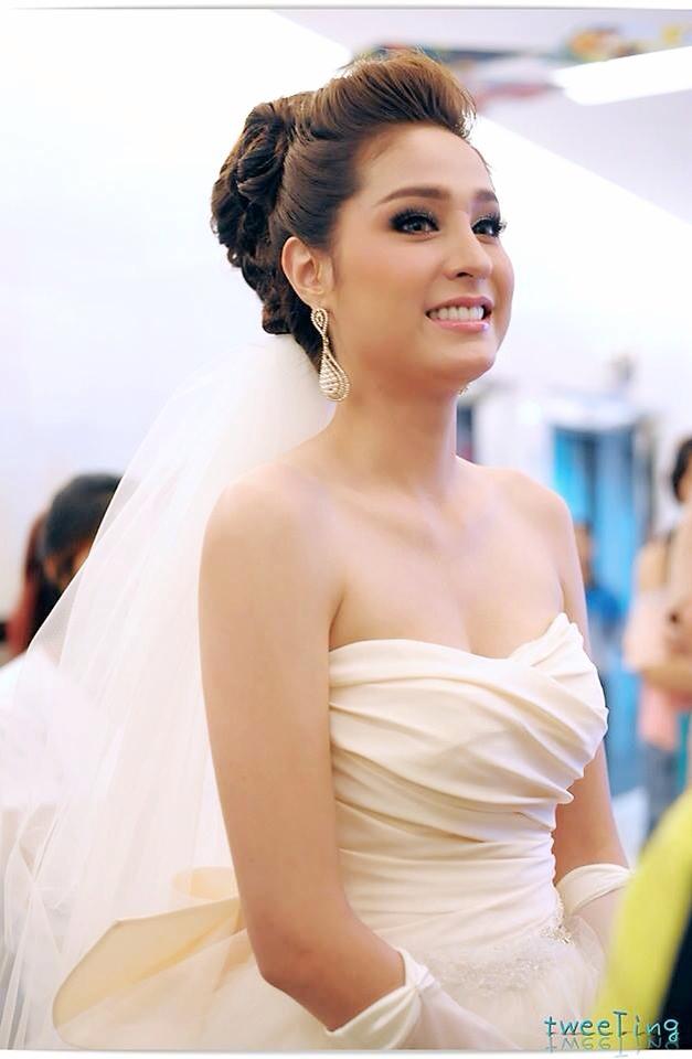 Pic__ขวัญ อุษามณี เดินแบบชุดแต่งงาน FinaleWeddingStudio @The Mall Fabulous Wedding Fair
