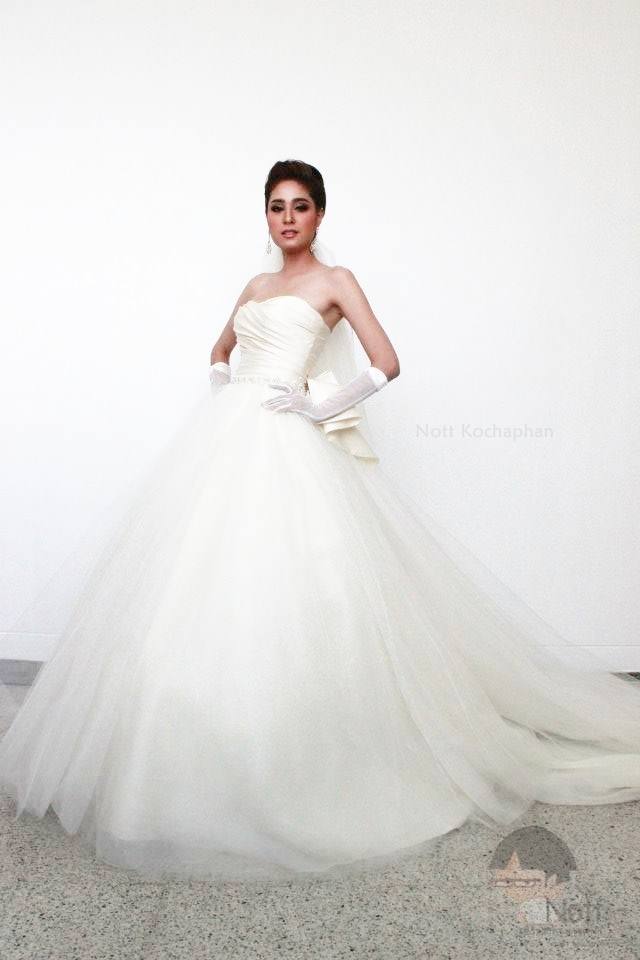 Pic__ขวัญ อุษามณี เดินแบบชุดแต่งงาน FinaleWeddingStudio @The Mall Fabulous Wedding Fair