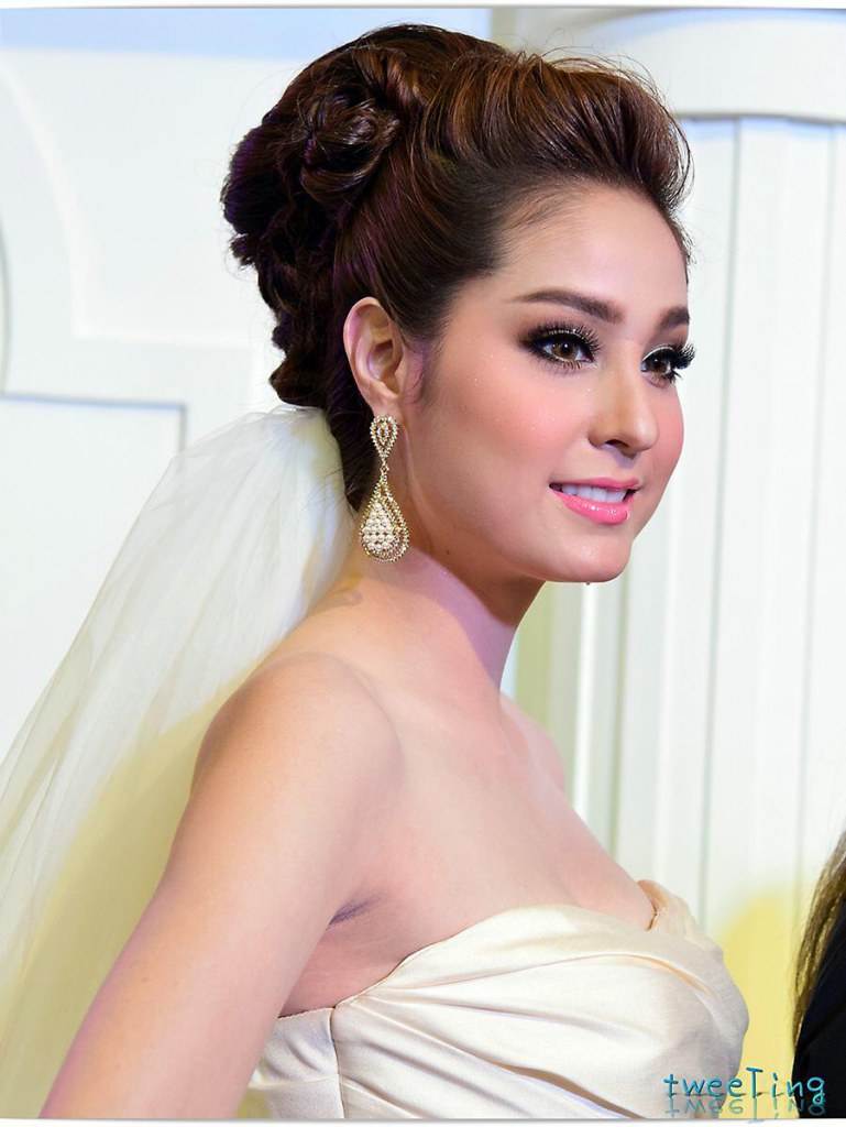 Pic__ขวัญ อุษามณี เดินแบบชุดแต่งงาน FinaleWeddingStudio @The Mall Fabulous Wedding Fair