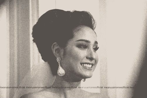 Pic__ขวัญ อุษามณี เดินแบบชุดแต่งงาน FinaleWeddingStudio @The Mall Fabulous Wedding Fair
