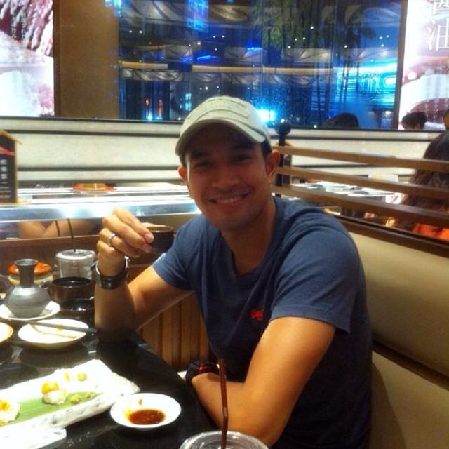 เซนเรียว เห็นดาราไปกันบ่อยจัง