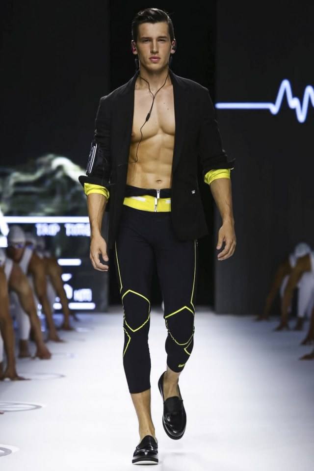 Dirk Bikkembergs SS15 แฟชั่นโชว์