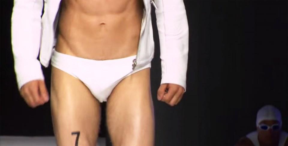 Dirk Bikkembergs SS15 แฟชั่นโชว์