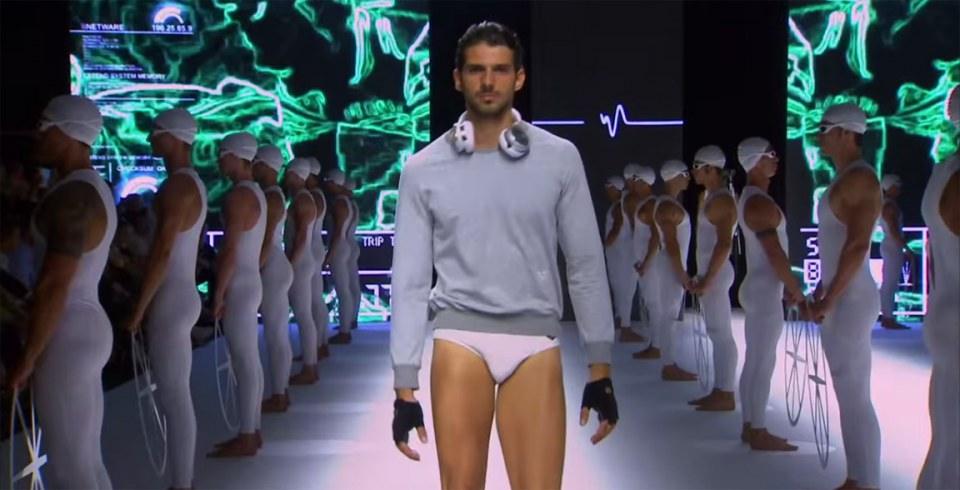 Dirk Bikkembergs SS15 แฟชั่นโชว์