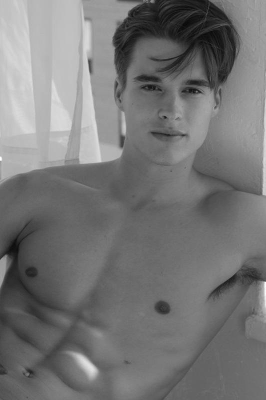 Jimmy Mulvihill หนุ่มน้อยหน้าใส