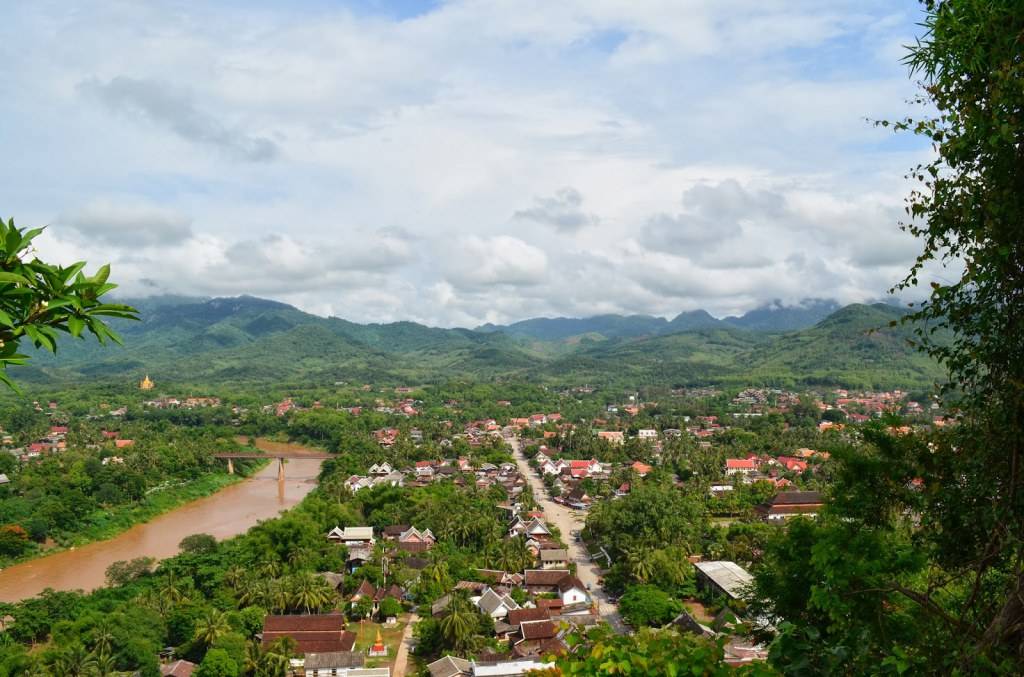 ເມືອງຫຼວງພຣະບາງ,ເມືອງຄາດສິກ,ເມືອງມໍຣະດົກຂອງຄົນລາວແລະຄົນທັງໂລກ เมืองหลวงพระบาง