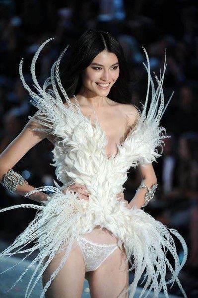 เหล่านางฟ้าหุ่นเริ่ด จาก victoria's secret