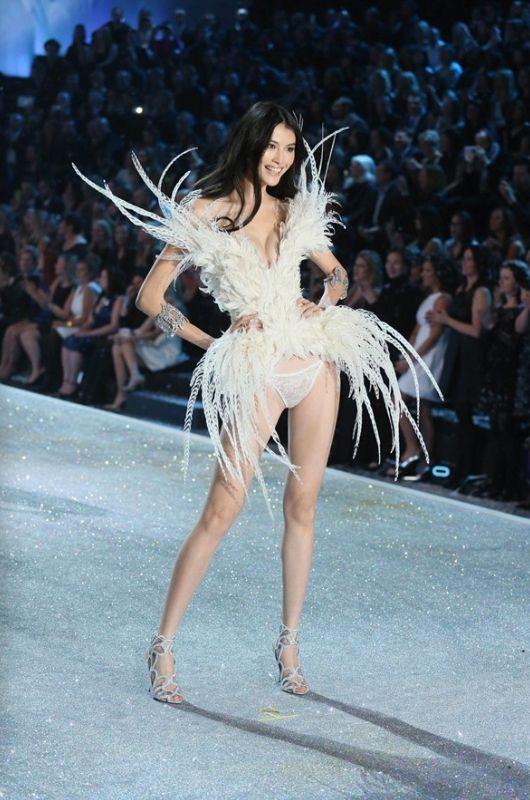 เหล่านางฟ้าหุ่นเริ่ด จาก victoria's secret