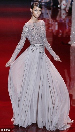 ชุดราตรีสวยๆ