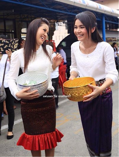 ตามดูสาวๆแกรมมี่ โกลด์ แห่เทียนกัน