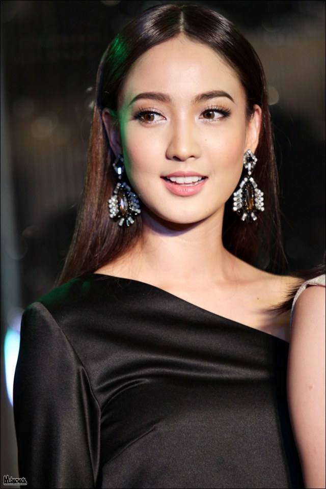 แต้ว ณฐพร @ AIS Shop Grand Opening