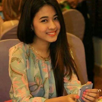 นางสาว เพชร โสลิกา(ดาราเขมร)