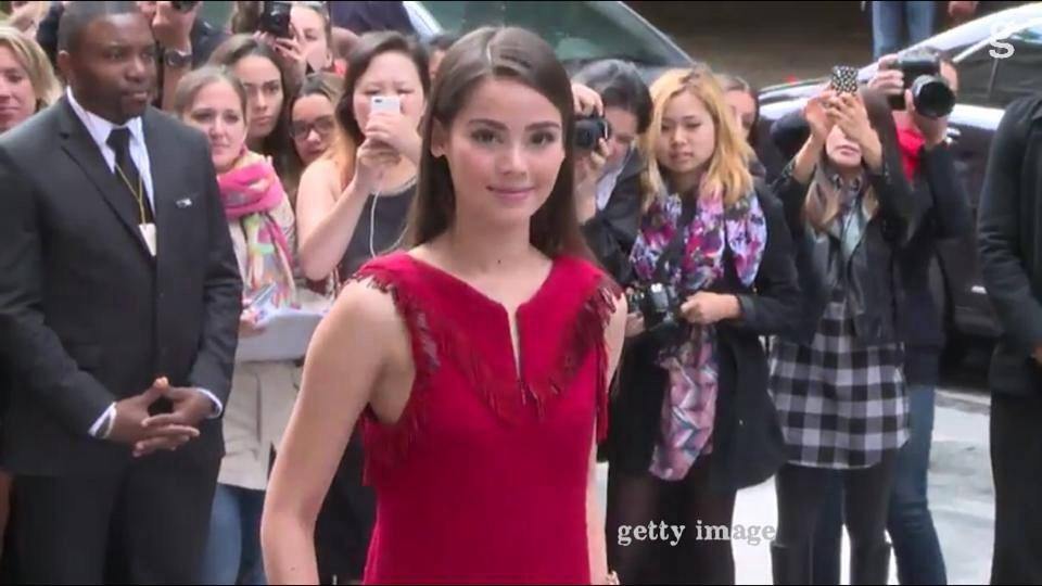 คลิปญาญ่า เดินเข้างาน Paris Haute Couture Fashion Week  แฟชั่นโชว์ของแบรนด์ Chanel
