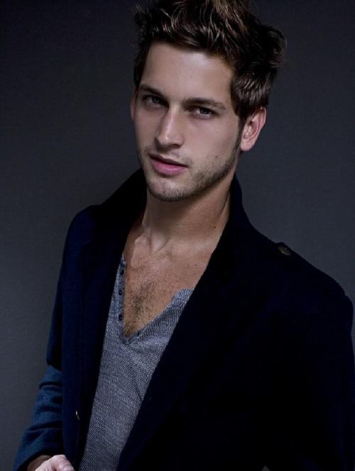 ฉันรักเขา Max Emerson 18+