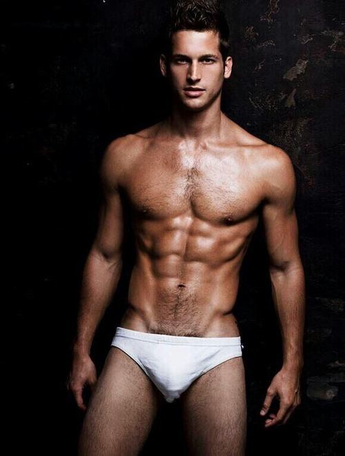 ฉันรักเขา Max Emerson 18+