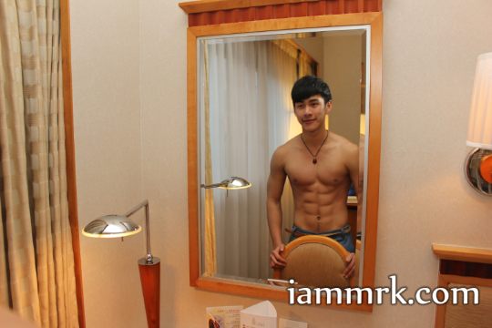 ฉันรักเขา IamMark 18+
