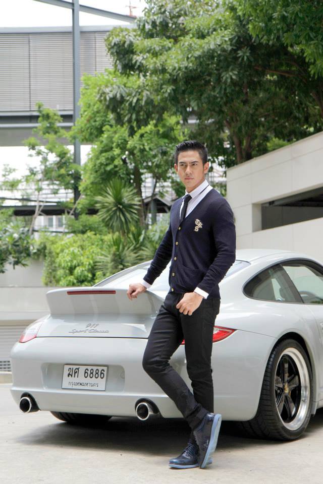 เต้ย พงศกร @ เบื้องหลังถ่ายแบบ C.Life Free Magazine issue 25