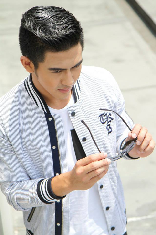 เต้ย พงศกร @ เบื้องหลังถ่ายแบบ C.Life Free Magazine issue 25