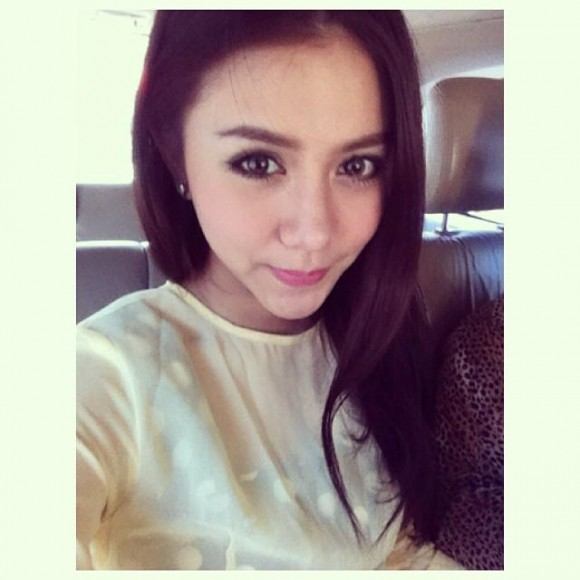 01/รู้จักดาราช่อง7>>กุ๊กกิ๊ก กชกร