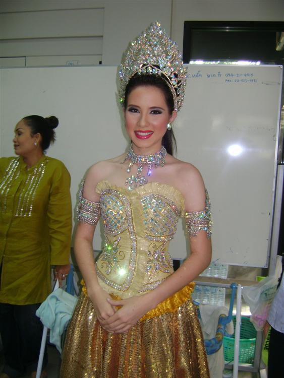 02/รู้จักดาราช่อง7>>จิลล์ โรเจอร์