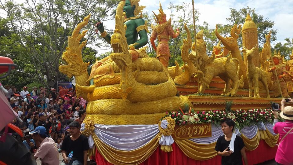 เทียนพรรษาอุบลราชธานี 2557